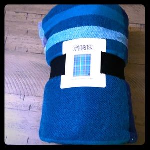 PINK brand tailgate blanket